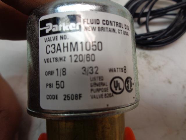 NEW PARKER FLUID CONTROL VALVE 120/60V C3AHM1050AB64N9 R4TB
