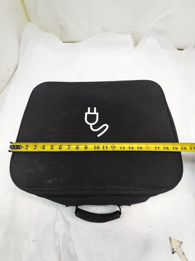 PORSCHE UNIVERSAL CHARGER W/CASE FOR ELECTRIC VEHICLES 7PP971675B 120-230V R21