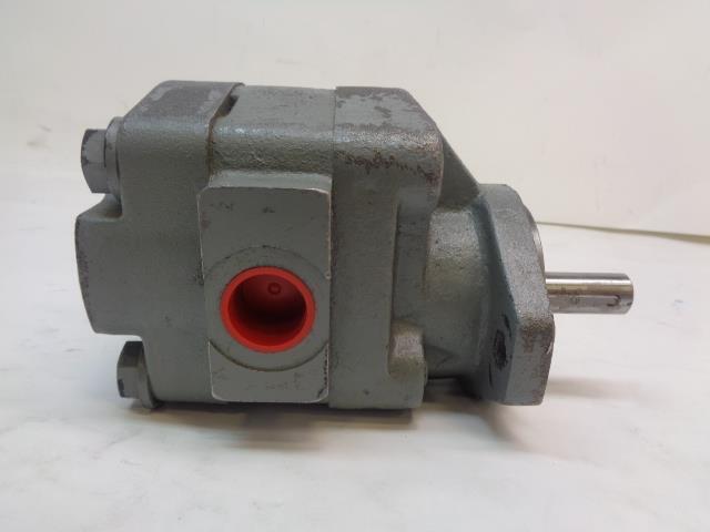 NEW UNKNOWN HYDRAULIC PUMP/MOTOR 2 INCH SHAFT R34T1