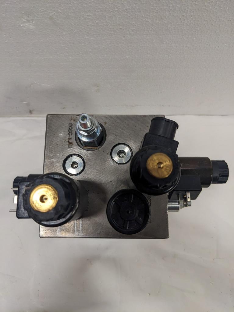 ATP HYDRAULIK AG MANIFOLD W/ VALVES IE98-A2 B511-035-G02QD2 BSRG6