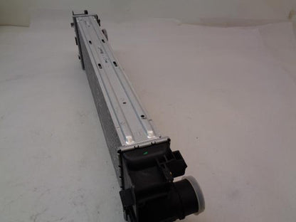 VALEO MERCEDES-BENZ 2006-2009 SPRINTER INTERCOOLER A9065010101 880587WD R8