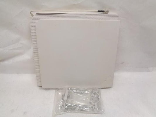 NEW ENTERASYS RBTES-BG-P18M DIRECTIONAL PANEL ANTENNA REVERSE N MALE R27
