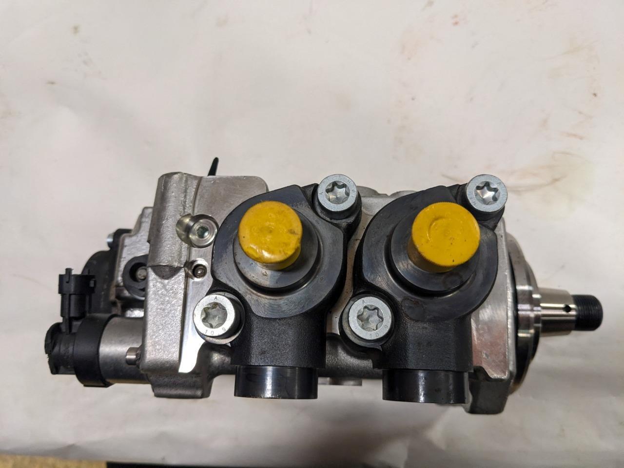 BOSCH 5801486599 HIGH PRESSER FUEL PUMP FOR NEW R11