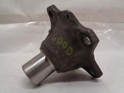 1 USED PORSCHE CARRERA WHEEL HUB 964 331 605 04/964 331 065 04 R25T6