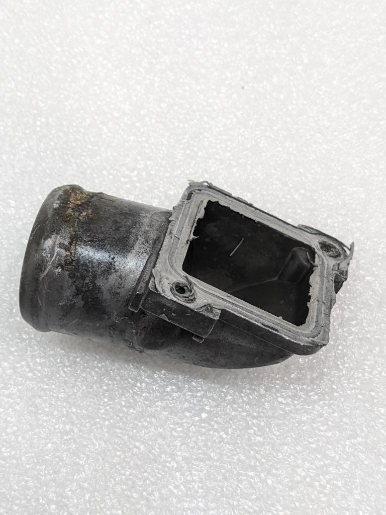 PORSCHE 996/911 BOXSTER AIR TUBE CONNECTION FITTING 9961062167R USED 996GL2T1