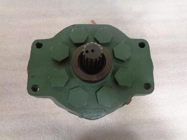 JOHN DEERE ROPVJG1005304 HYDRAULIC MOTOR/PUMP (UNKNOWN FITMENT) BSRG6