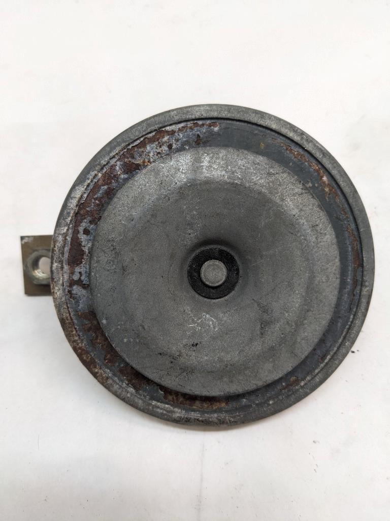 PORSCHE 911 ANTI-THEFT WARNING HORN ALARM SYSTEM 400HV 111951213 #2 USED R21T2