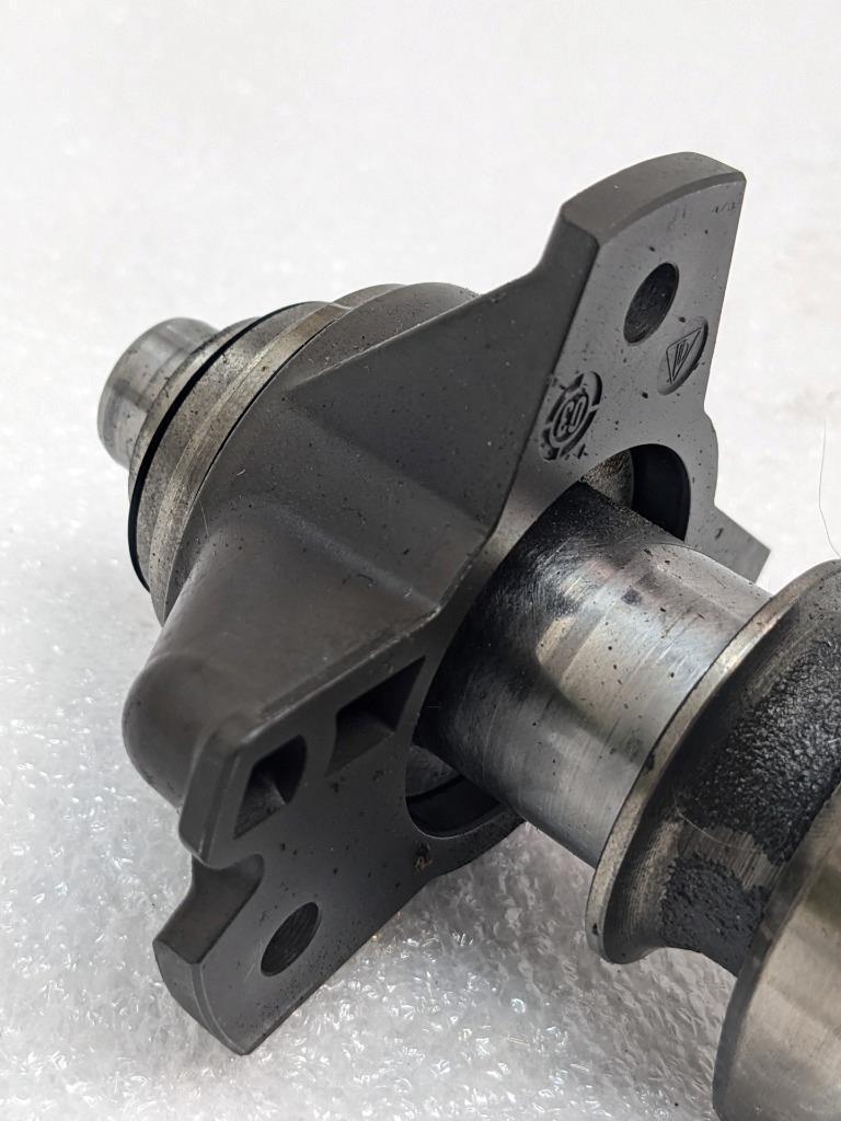 PORSCHE CAYENNE INTAKE CAMSHAFT WITH DRIVER LEFT INLET BRACKET 9482133R USED R24