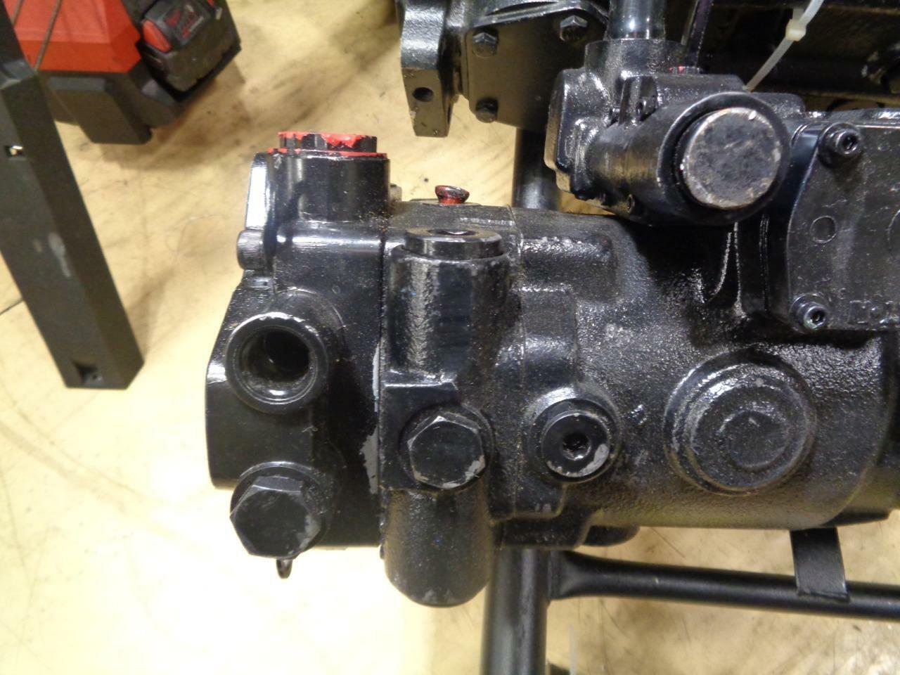 Eaton 78461-RDV-04 7200-RYA-04 180811RSP2034 136918 Hydraulic Tandem Drive BSRG1