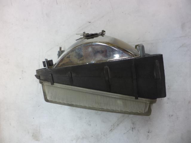 Porsche 928 1978-1982 Fog Lights 928 631 417 00/01 USED PAIR R25T3