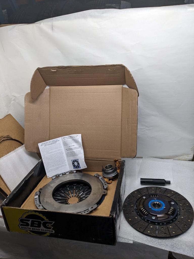 PARTIAL SBC G56-OK-HD 13" ORGANIC CLUTCH KIT FOR DODGE G56 6 SPEED TRANS NEW R3