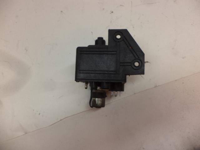 Porsche 928 78-86 Catalytic Converter Counter Switch 928 641 225 00 USED OEM