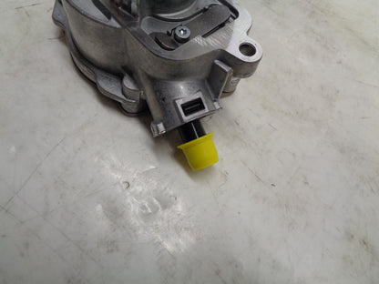 NEW DORMAN VACUUM PUMP FOR AUDI/VOLKSWAGEN 904-817 R13