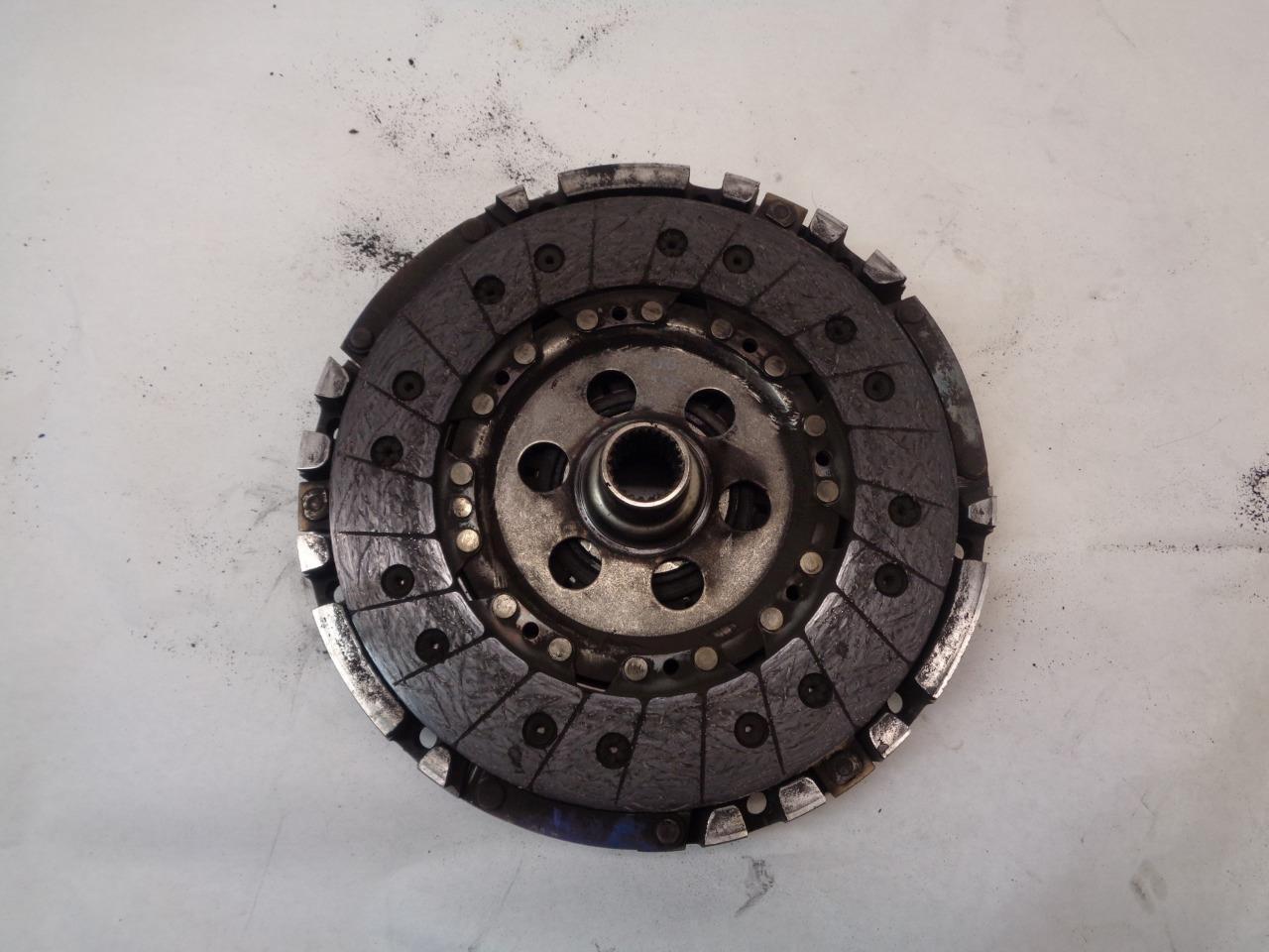 USED SACHS 3000-951-791 | 996.116.015.00 for PORSCHE 996 911 CLUTCH ASSEMBLY R24