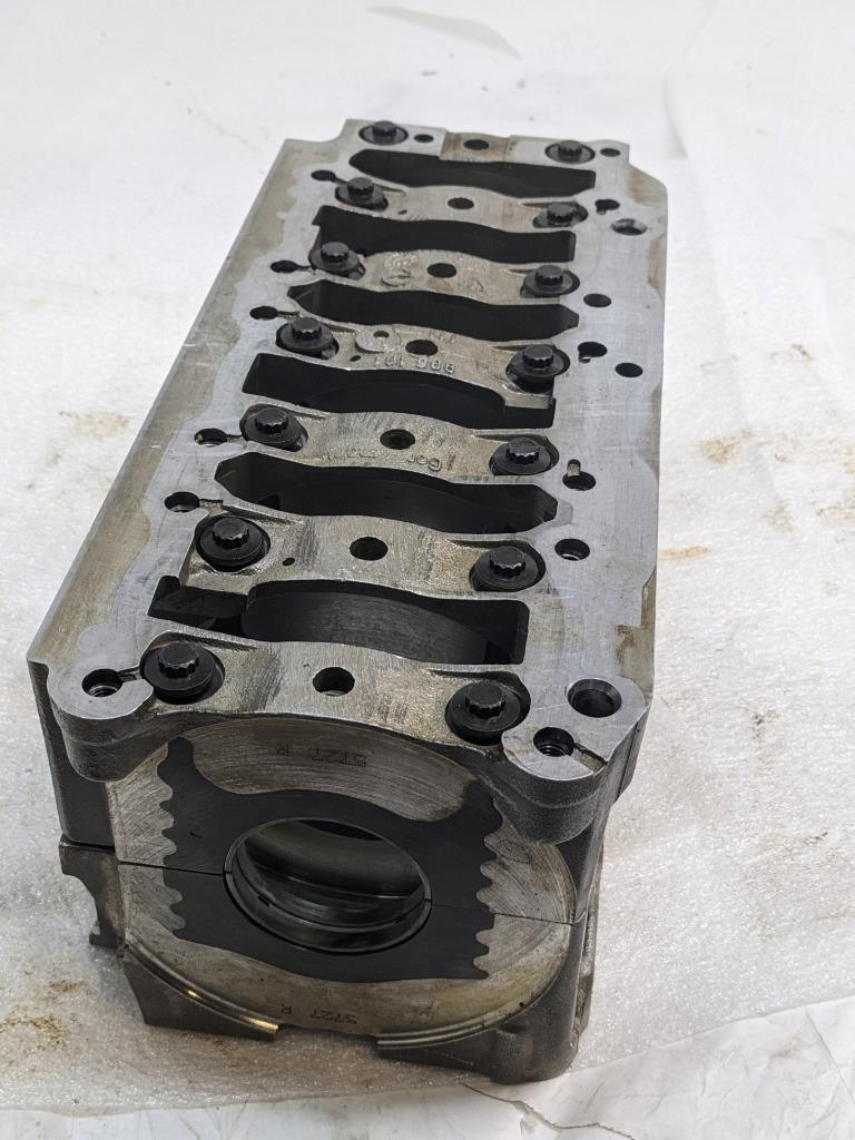 PORSCHE 986/987 BOXSTER CRANKSHAFT CASE ASSEMBLY 9961011128R USED 996BGL2