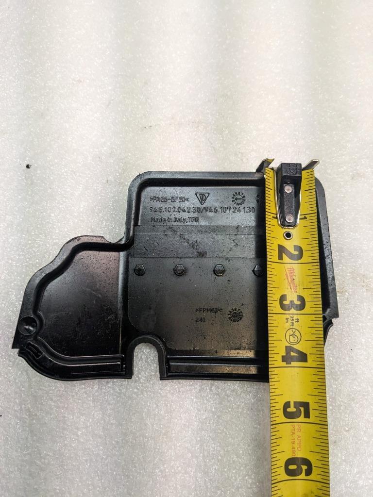 15-18 PORSCHE MACAN OIL TUB BULKHEAD 94610704230 USED R21