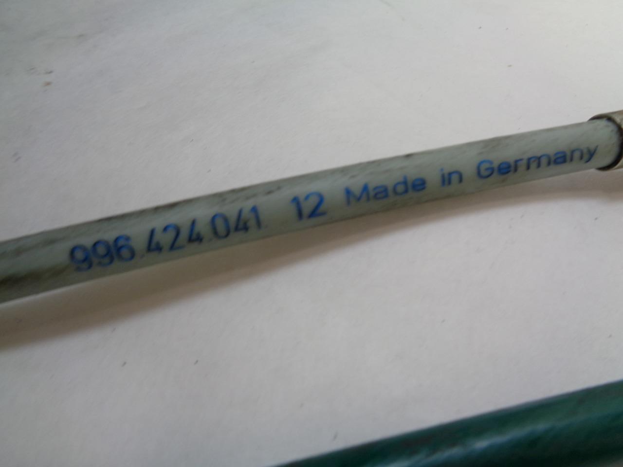GENUINE PORSCHE 911 996 6 SPEED MANUAL TRANSMISSION SHIFT CABLE 996424041 R13