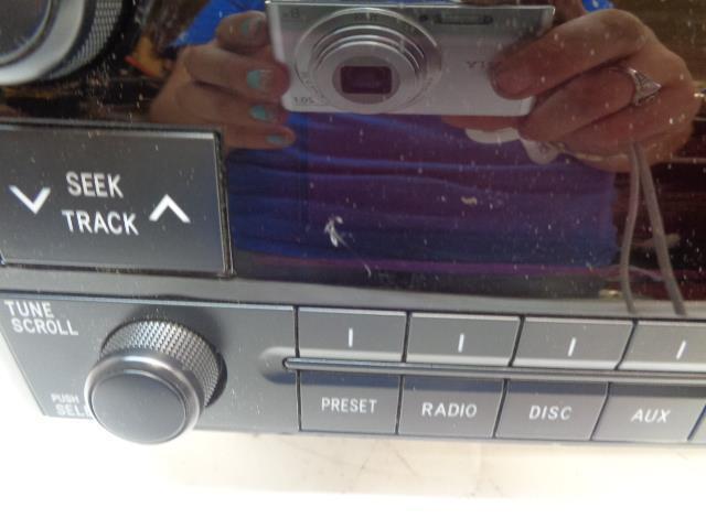 1 USED RADIO CD PLAYER 86120-0C290 FOR TOYOTA TUNDRA 2009-2013 R17