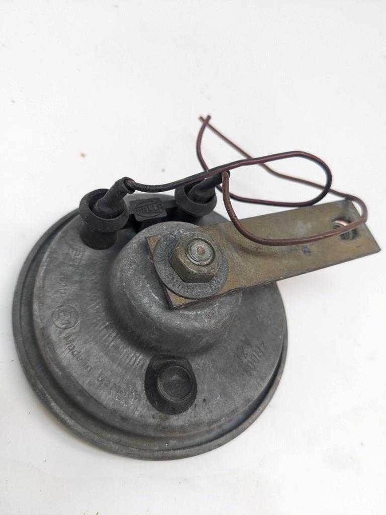 PORSCHE 911 ANTI-THEFT WARNING HORN ALARM SYSTEM 400HV 111951213 USED R21SPB