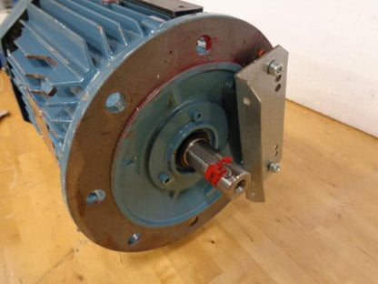 NEW ABB 3-PHASE SQUIRREL CAGE MOTOR M3BP 112MG 4 (DAMAGED) BSRG4