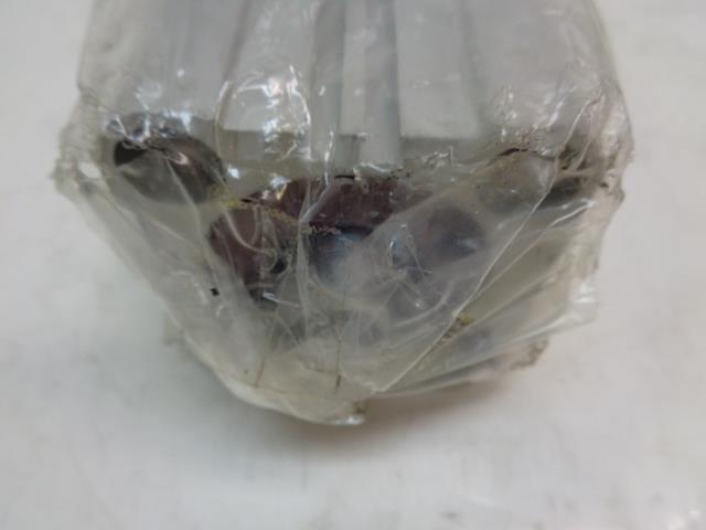 NEW SMC PNEUMATIC CYLINDER CHDKDB50-100-DCQ9157Q R32T2