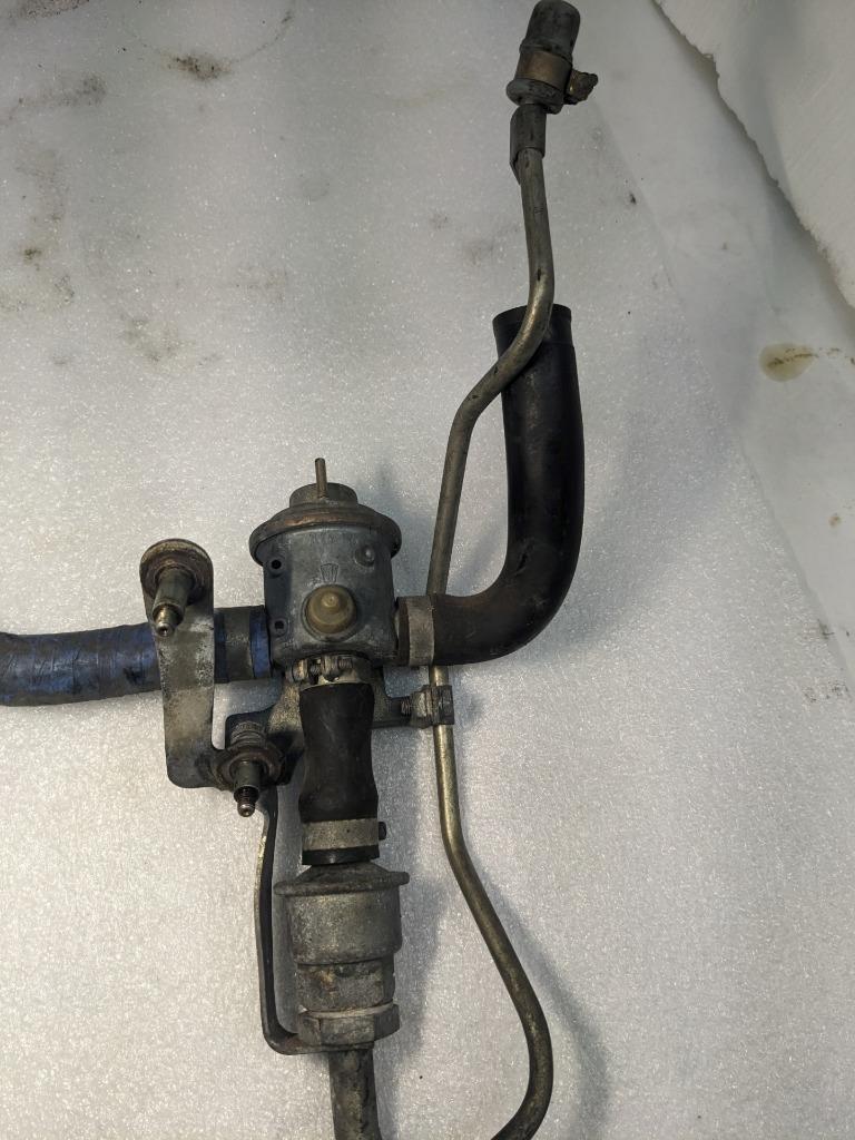 87-95 PORSCHE 911/928 DIVERTER VALVE EGR SYSTEM 91111311501 USED 996GL2T1