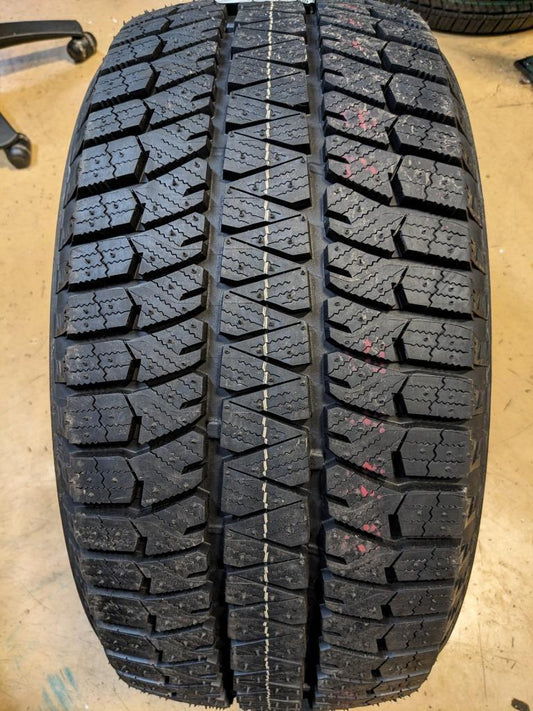 BRIDGESTONE BLIZZAK WS90 P 945 50 17 98H SL TIRE 001154 CQ1