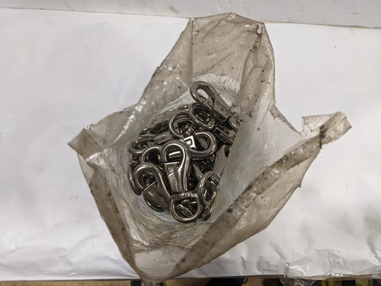 UNBRANDED 49PK HEAVY DUTY NICKEL PLATED METAL SWIVEL BULL SNAPS 5/8" R29