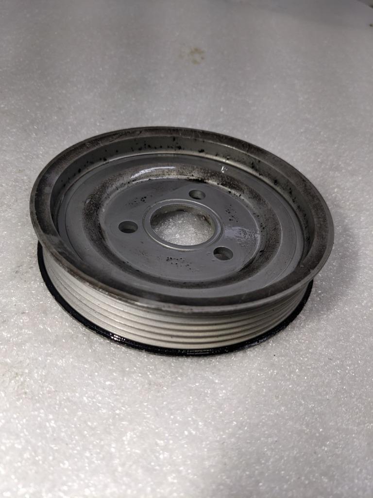 PORSCHE CAYMAN/911 POWER STEERING PUMP/PULLEY 99614722360 USED 996B.G.L.