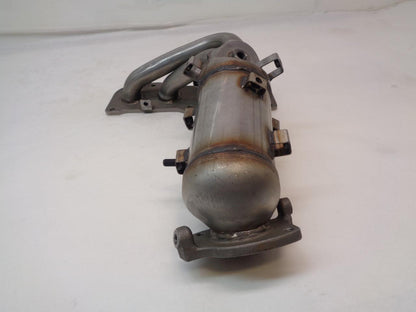 GENERIC DIRECT FIT CATALYTIC CONVERTER for 02-06 2.4L TOYOTA CAMRY  BSGEXHAUST