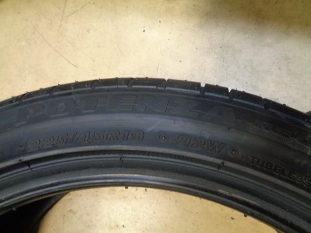 NEW OLD STOCK BRIDGESTONE POTENZA RE050A P 225 45 19 92W SL UHP TIRE 112906 CQ2
