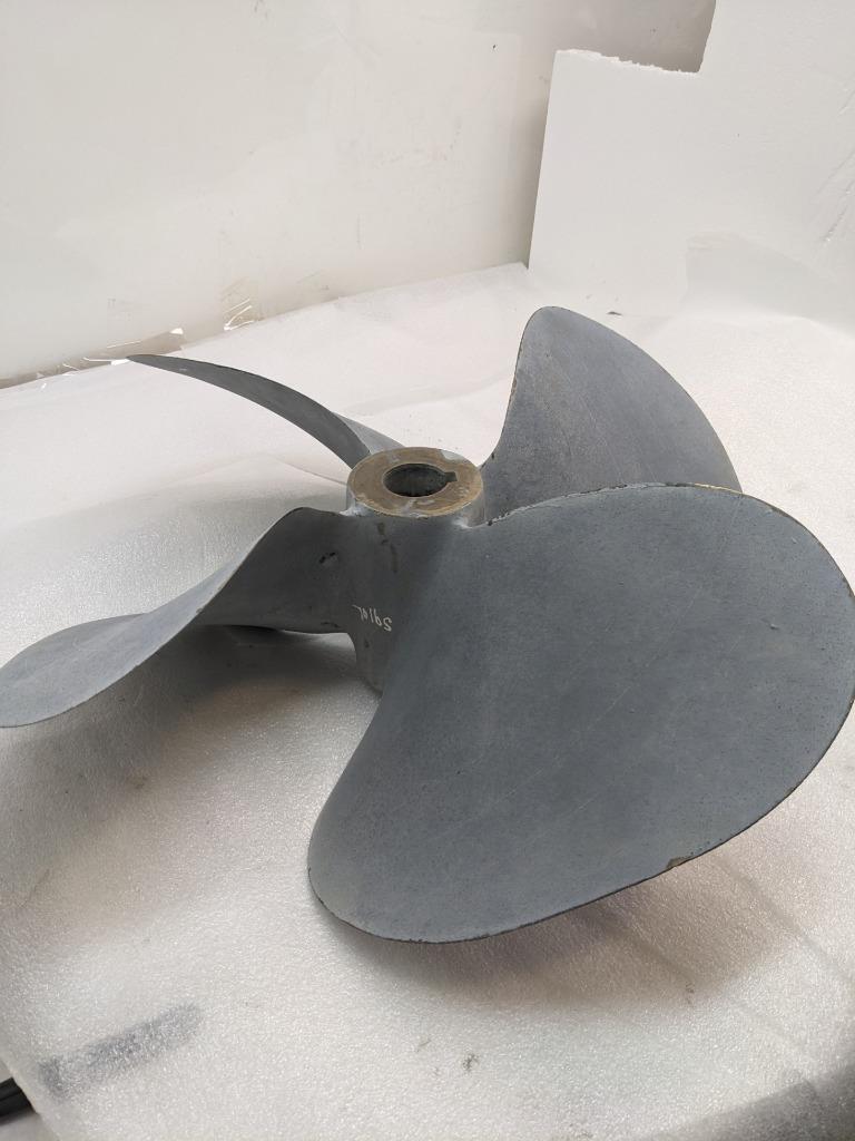 BRASS 28X28X8X16X11 SINGLE 4-WAY BOAT PROPELLER 6768 #2 NEW B2