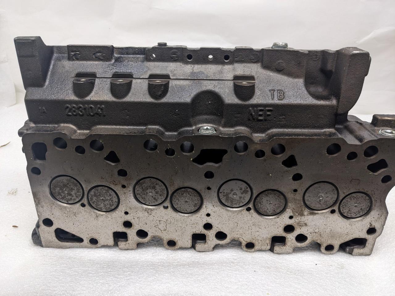 CUMMINS 2831041 Case Cummins Cylinder Head FOR 450/430/440 CASE Dozer NEW R18