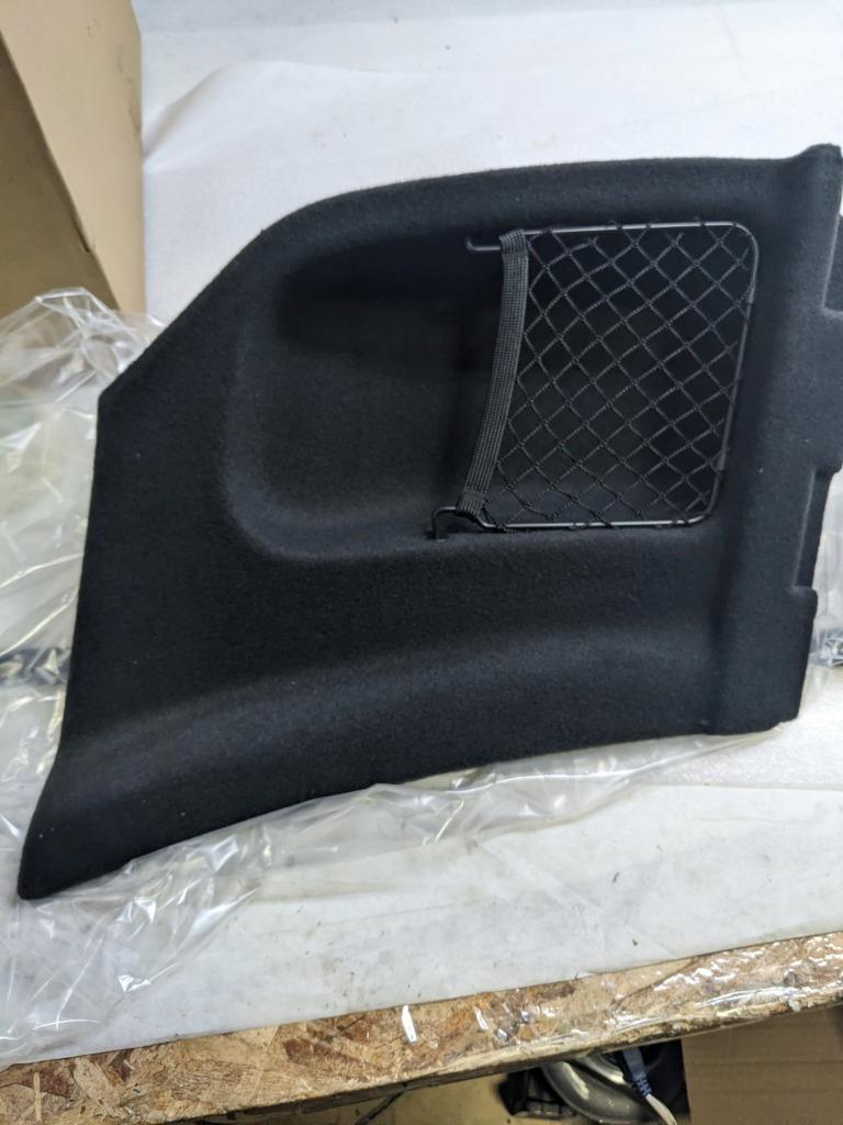 PORSCHE 95B863990B INT QUARTER PANEL TRIM ACCESS COVER  MACAN 2019-2023 NEW PGB2