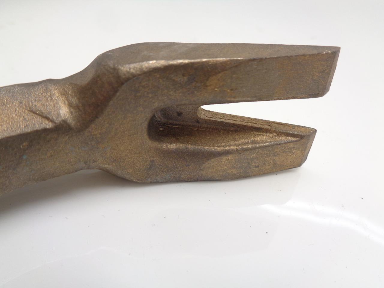 NEW AMPCO SAFETY TOOLS 24" NON-SPARKING CROW BAR W-30 R27