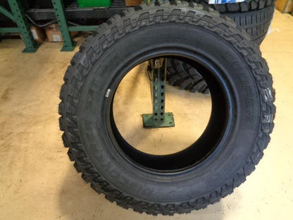 COOPER DISCOVERER S/T MAXX BSW LT 285 65 18 125/122Q LRE 10PLY TIRE 170073004