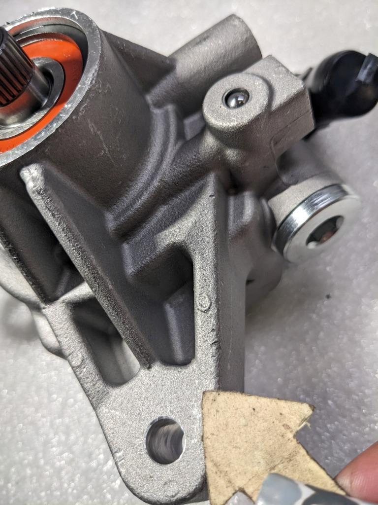 POWER STEERING PUMP AG2006 B12 6203LU NEW R11