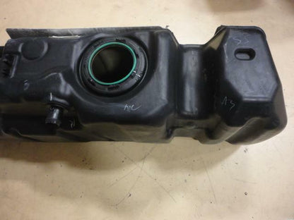 NEW GENUINE GM FUEL TANK 25800957 FITS 2013 SILVERADO 2500/3500HD BSR