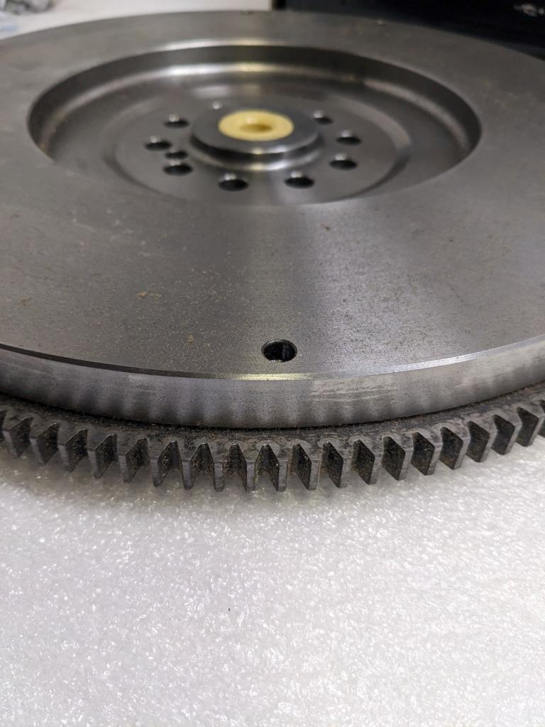 SOUTH BEND CLUTCH 167323 STEEL FLYWHEEL FOR FORD 5-SPEED TRANSMISSIONS NEW R6