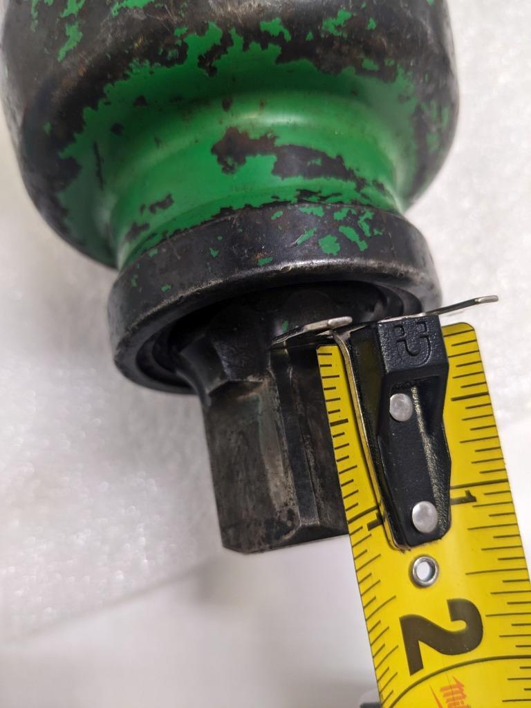 CLECO PNEUMATIC AIR IMPACT WRENCH 1-1/2'' SQUARE DRIVE 1201-3002 FT/LB USED R22