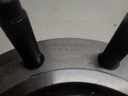 NEW DuraGo®  Wheel Hub Assembly For 2006-2008 RAM  295-15101 R9TB