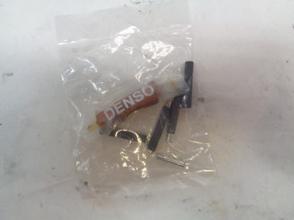 DENSO UNIVERSAL OXYGEN SENSOR 234-4212 , NEW R17