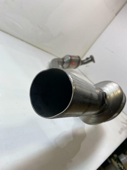 NEW CATALITYIC CONVERTER FOR 03-05 CHEVROLET EXPRESS 3500 V8 BSR ET1