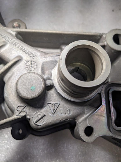 PORSCHE 911 BOXSTER ENGINE OIL PUMP 9971072112 USED 996B.G.L.