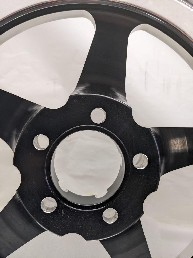 1 WELD 71HB8050A21A S71 WHEEL 18X5 5X114.3 ET-23 BLACK CENTER POLISHED NEW B2