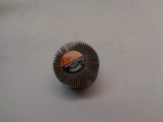 9PK STANDARD ABRASIVE A/O FLEXIBLE FLAP WHEEL 1-1/2X1/4-20" 120 GRIT 622428 R7TE