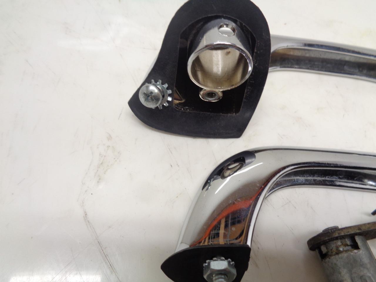 USED SCOTT DRAKE EXTERIOR DOOR HANDLES FOR 1968 FORD MUSTANG C7ZZ-6522404 R18T1