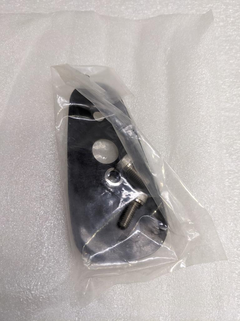 PORSCHE 91173101410 RIGHT FLAG MIRROR CHROME FOR 74-76 911 NEW PGB2TA