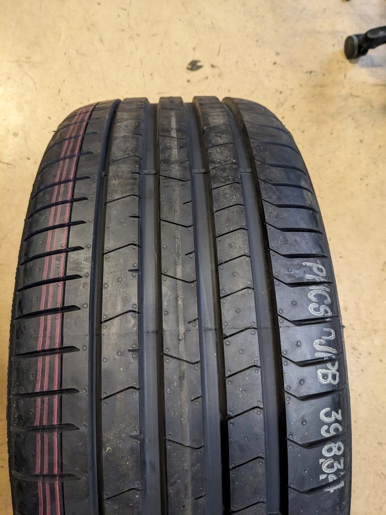 PIRELLI P ZERO PZ4 TESLA NCS ELECT (FOAM) P 255 35 21 98W XL TIRE 3983400 CQ2