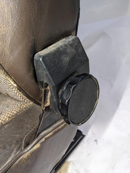 PORSCHE 1981 998 BROWN RECLINING MANUAL SEAT FOR PORSCHE (LEFT) USED B2
